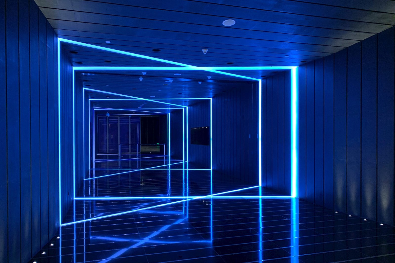 LED vs Incandescent Lights: Comparing Efficiency and Performance 10 blue and white floor tiles