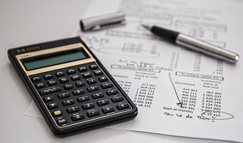 Are ETFs a Safer Option Than Stocks? 1 ETFs and stocks calculator.jpg