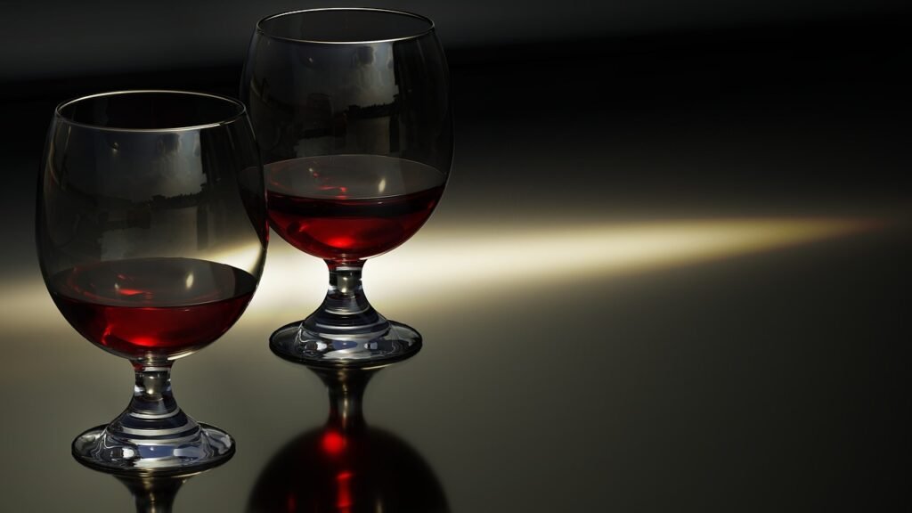 Choosing the Right Emblems for the Celebration of the Lord's Evening Meal 2 glass, wine, wine glasses-2731939.jpg