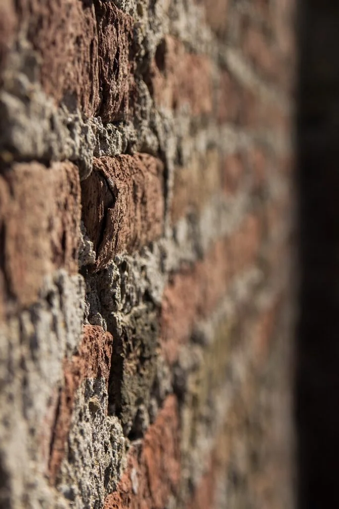 Tuckpointing